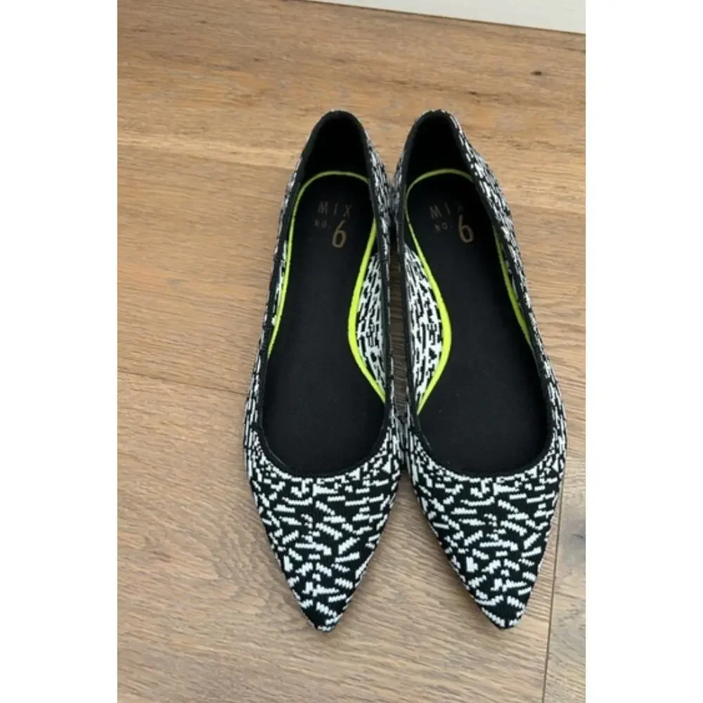 Mix No. 6 Black and White Geometric Knit  Patterned Ballet Flats Sz 9.5 Preppy